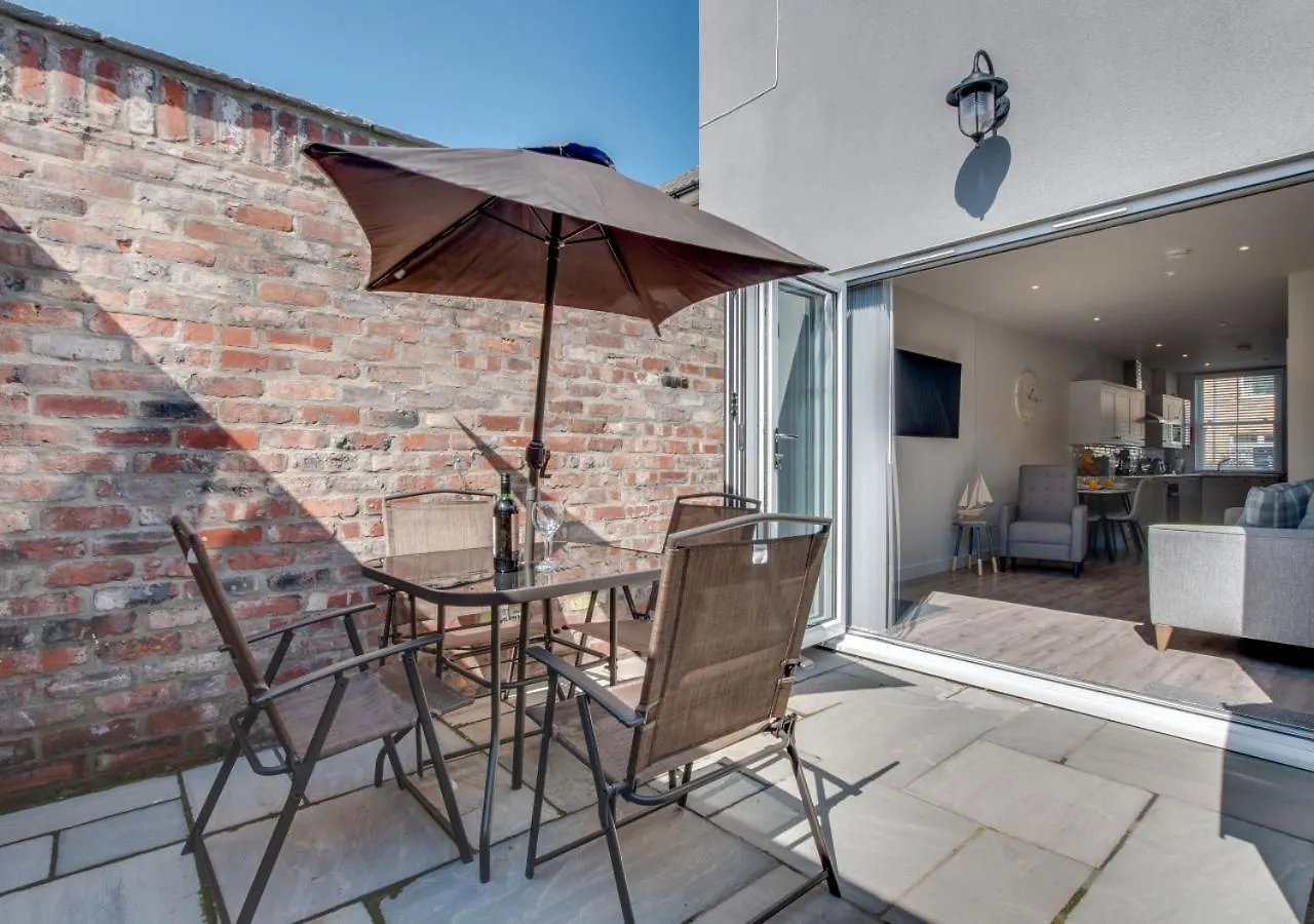 Grey Vine Villa Filey